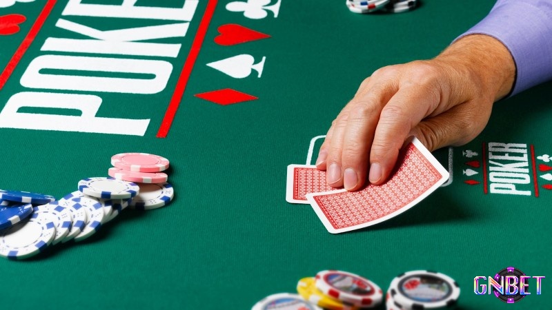 Vị trí đầu vòng cược Poker - Early Position