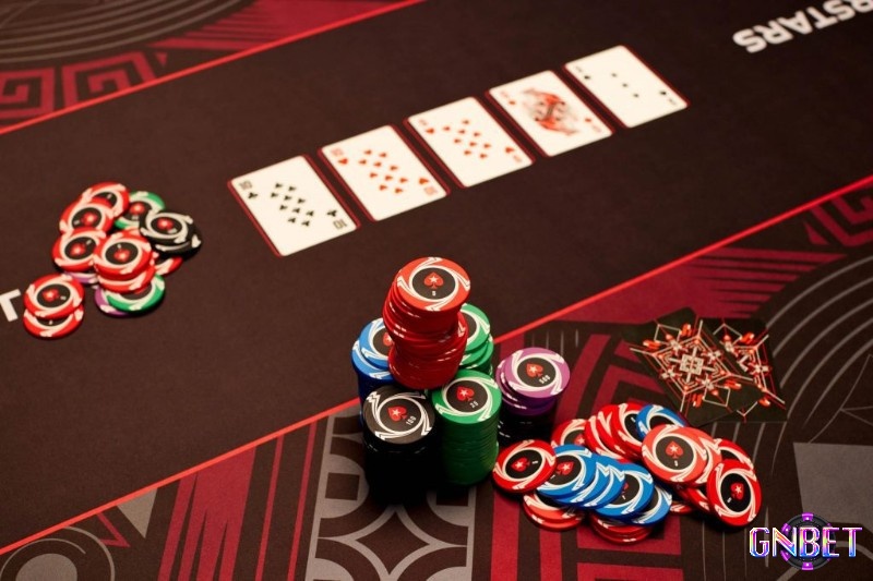 Cùng GNBET tìm hiểu luật chơi Poker quốc tế và cách chơi Poker chi tiết nhé!