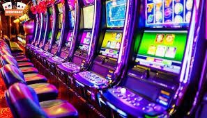 Các nút hay gặp trong Slot Machine và cách chơi cơ bản nhất