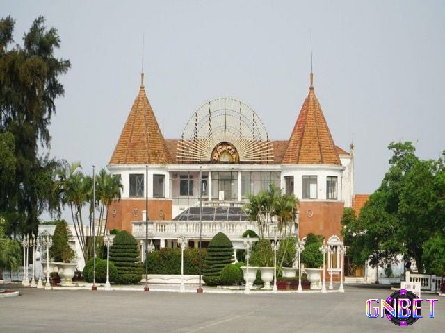 Casino Đồ Sơn nằm tại miền bắc Việt Nam nổi bật với kiến trúc độc đáo