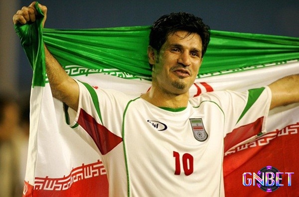 Ali Daei (Iran) - Cầu thủ ghi bàn nhiều nhất AFC