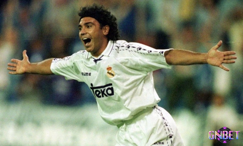 Sự nghiệp của Hugo Sanchez tại La Liga đạt đến đỉnh cao ở CLB Real