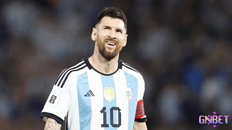 Với thành tích ấn tượng trong suốt sự nghiệp, Messi được bầu chọn cầu thủ xuất sắc nhất thế giới