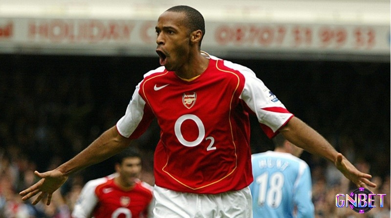 Tiền đạo hay nhất Ngoại hạng Anh - Thierry Henry